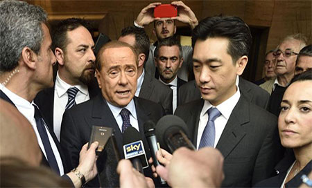 Berlusconi vende AC Milan